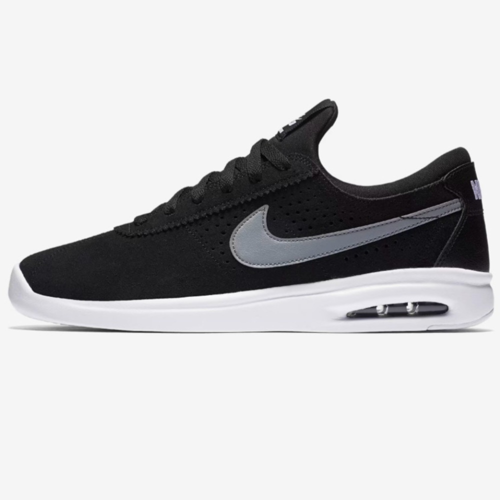 Nike SB Men’s Black Sneaker with Gray Swoosh